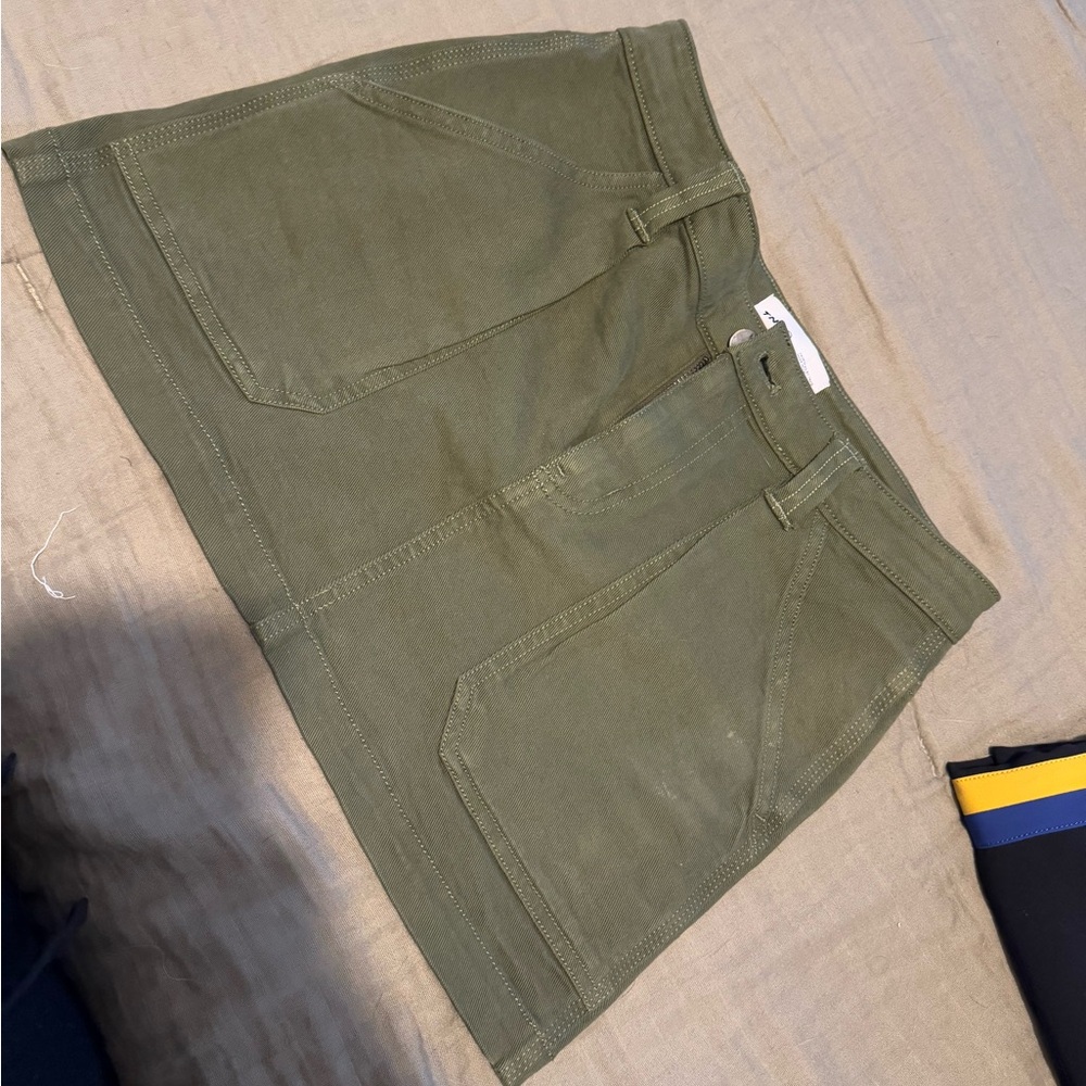 Aritzia TNA cargo skirt
